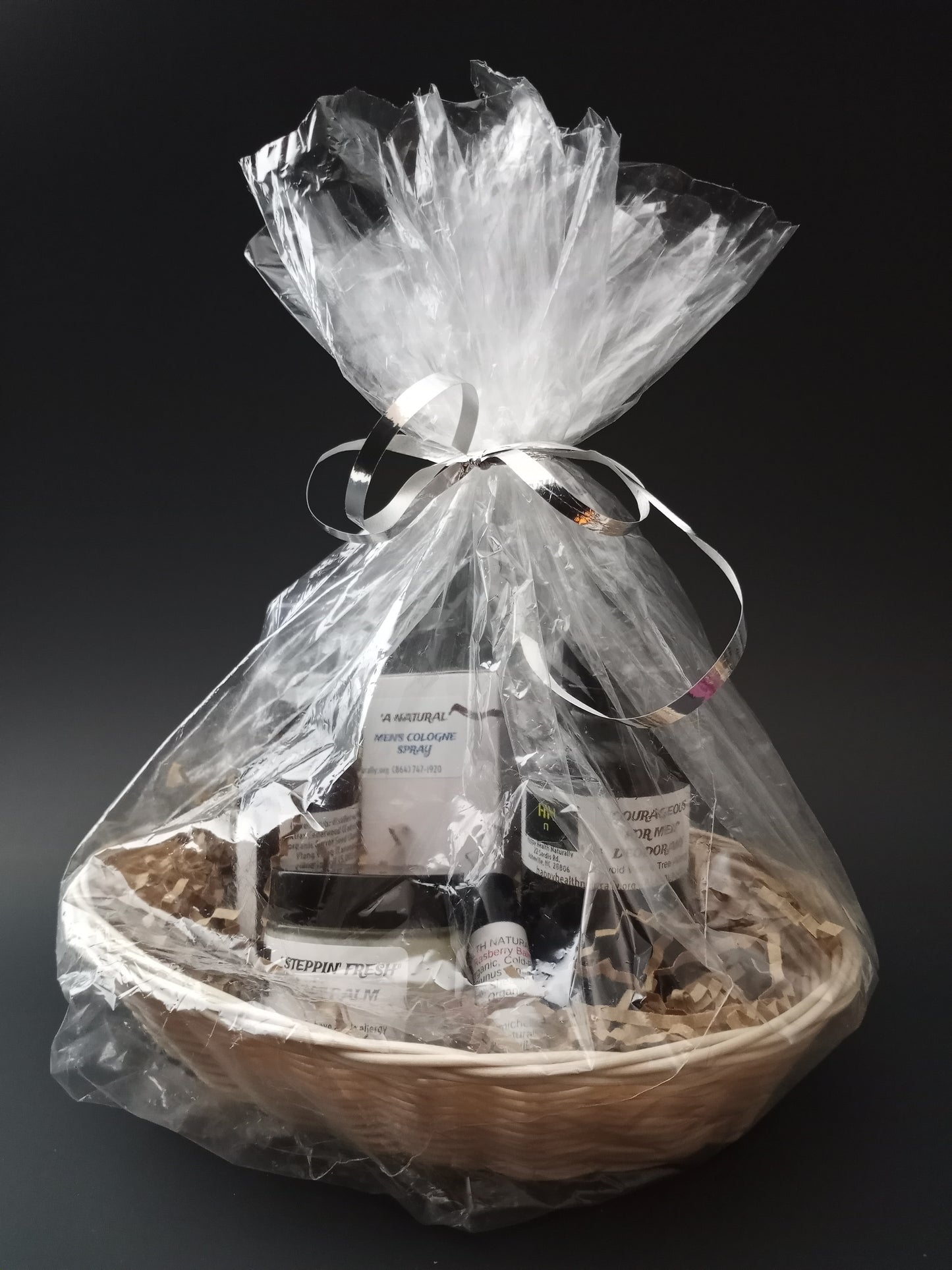 MEN'S GIFT BASKET   **BEST SELLER !